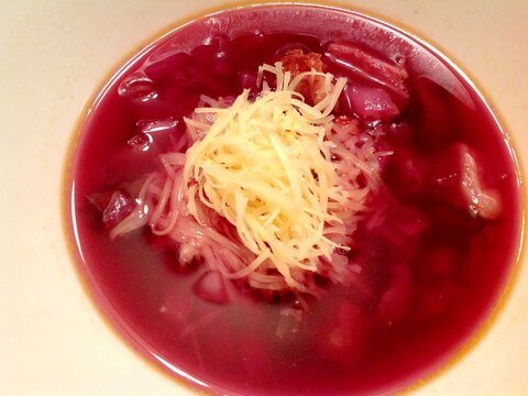 紫キャベツとベーコンのスープ
